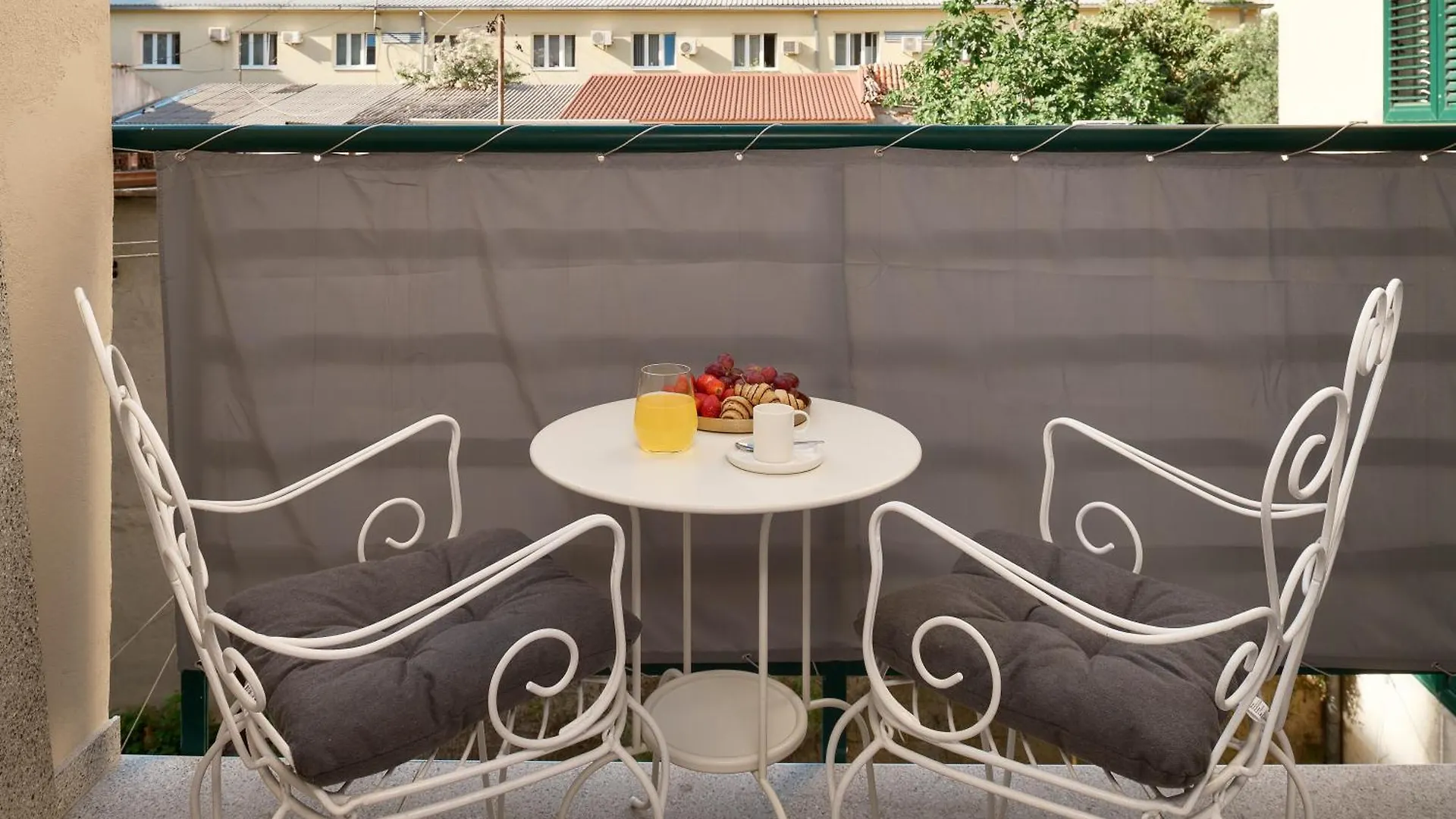 Elegantan Studio Apartment Split